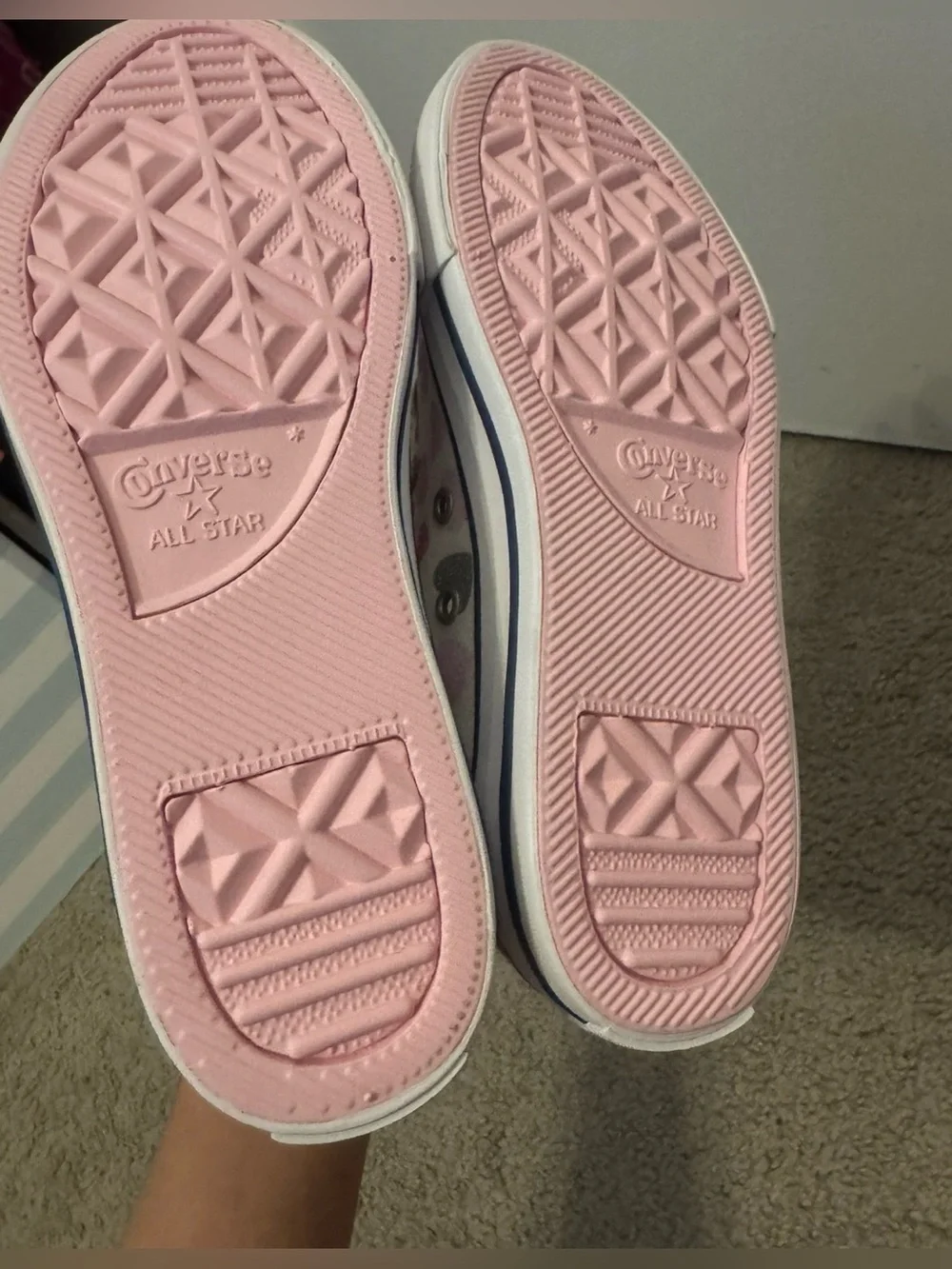 Converse Heartsfall/Mermaid Chuck Taylor All Star Size 3 Junior Canvas Shoe